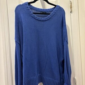 GAP Women's Royal Blue Crew Neck Sweater